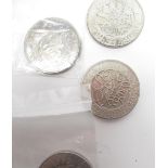 Eliz. II coronation Jubilee 2003 £5 coins, and five others (6)