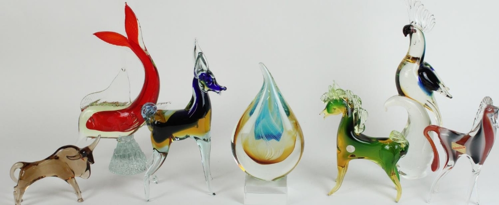 Sommerso freeform organic vase in pear shape together with Murano glass animals, tallest H36cm