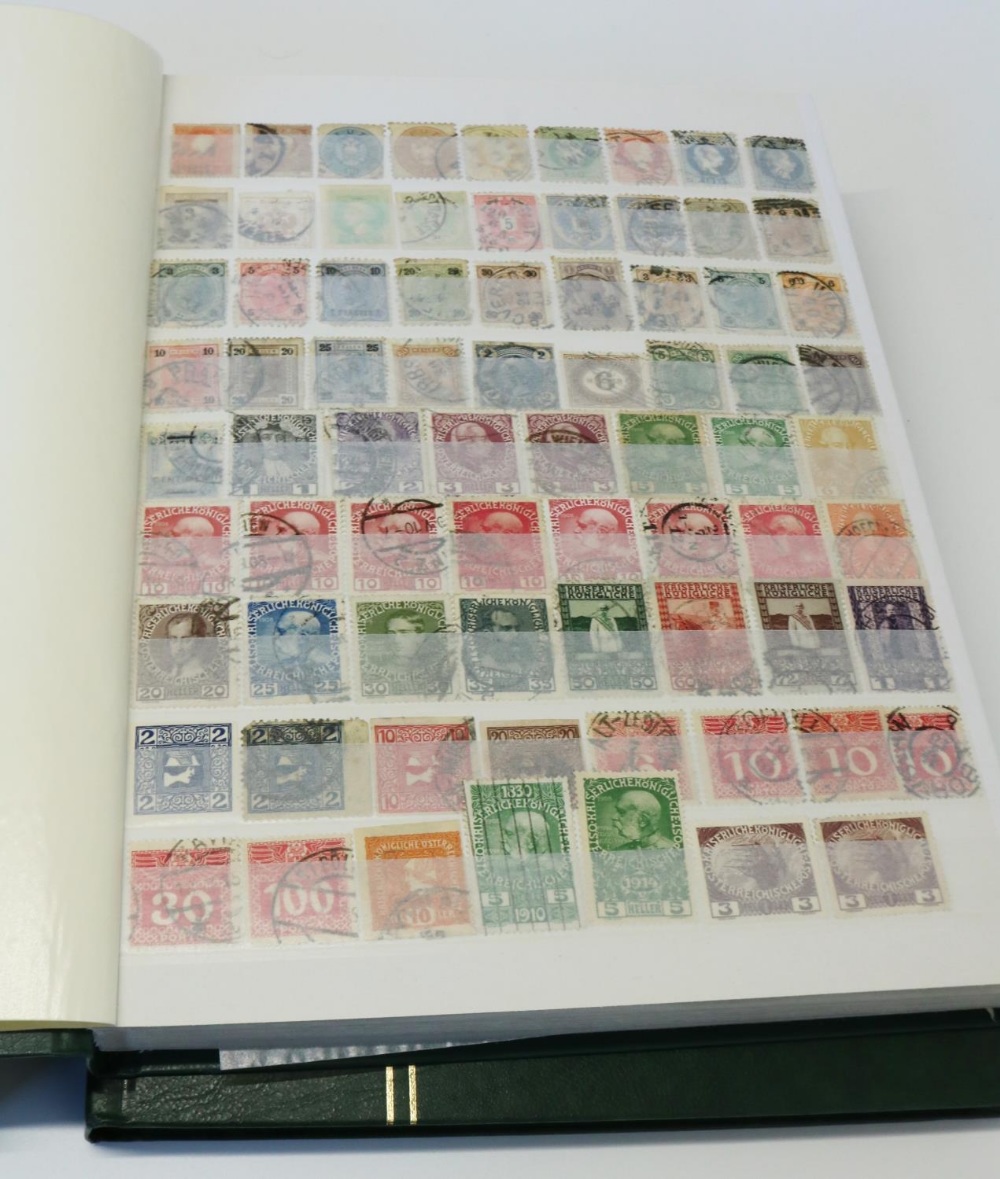 Good and comprehensive and well laid out world stamps inc. Italy, Australia and France in 3 albums - Image 3 of 9