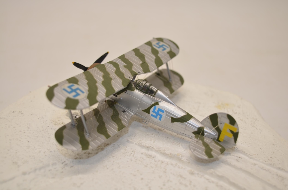 A boxed Corgi Aviation Archive 1/72 limited edition (1028/2410) "World War II In Winter" Finnish J- - Image 2 of 5