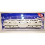 A Heljan OO gauge 4005 BRCW D0260 "Lion" diesel loco in white, limited edition of 4000 models (no