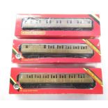 Three Hornby LNER O gauge models (one sleeper car) (3)