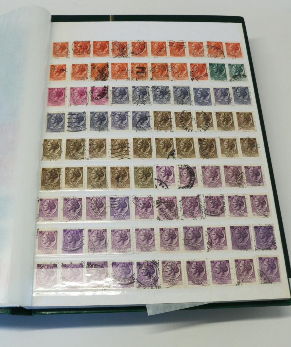 Good and comprehensive and well laid out world stamps inc. Italy, Australia and France in 3 albums