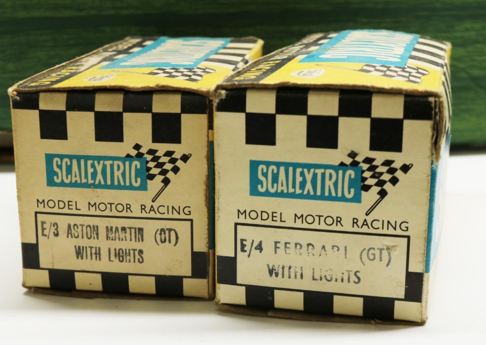 Vintage Scalextric Model Motor Racing set with original box, and two Scalextric Minimodels vehicles: - Image 2 of 3