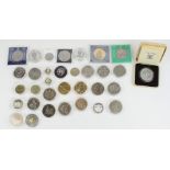 Large selection of collectable coins to include commemorative crowns, medallions etc (qty)
