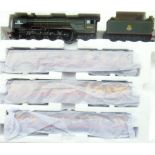 Hornby 00 gauge boxed tornado pullman express in unused condition (some straight track missing)