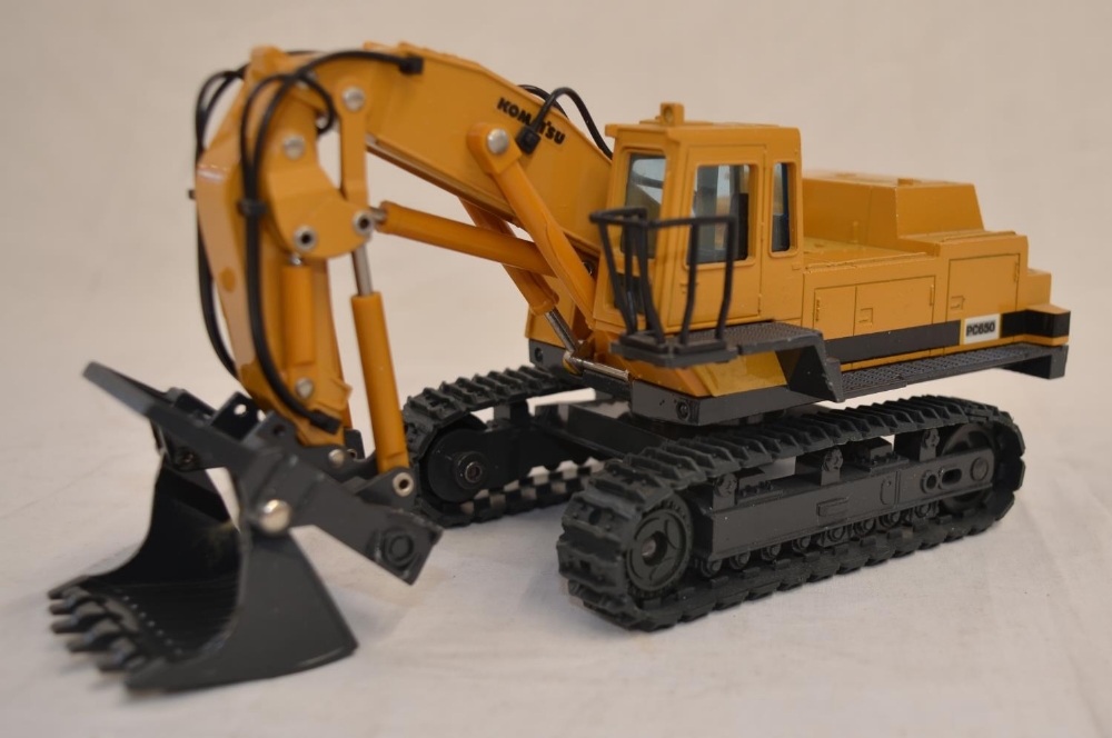 Collection of damaged diecast construction machinery models, all A/F. Includes a JAOL 1/32 Komatsu - Image 3 of 8