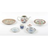 A mixed lot of Chinese ceramics, 18th century and later, including a Nanking Cargo blue & white