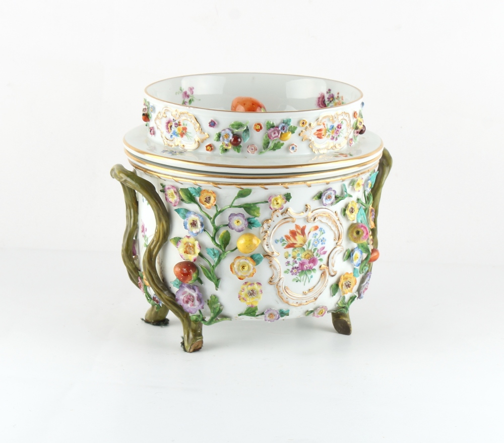 Property of a gentleman - a late 19th / early 20th century Meissen floral encrusted porcelain ice - Image 2 of 2