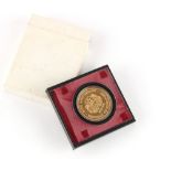 Property of a lady - gold coin - a 1975 Singapore 10th Anniversary 500 Dollar commemorative gold