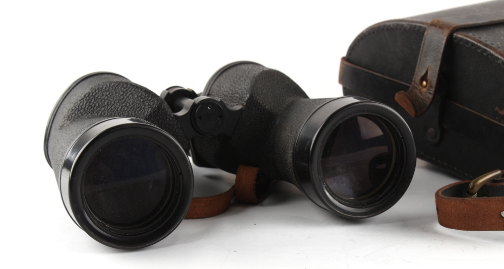 Property of a deceased estate - a pair of Bausch & Lomb U.S. NAVY 7 x 50 binoculars, cased. - Bild 4 aus 5