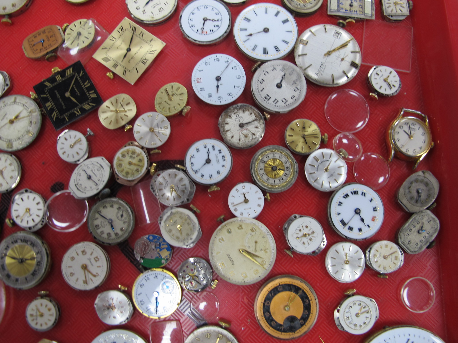 A Large Collection of Assorted Wristwatch Movements / Dials, pocketwatch movements etc :- One Tray - Image 7 of 11