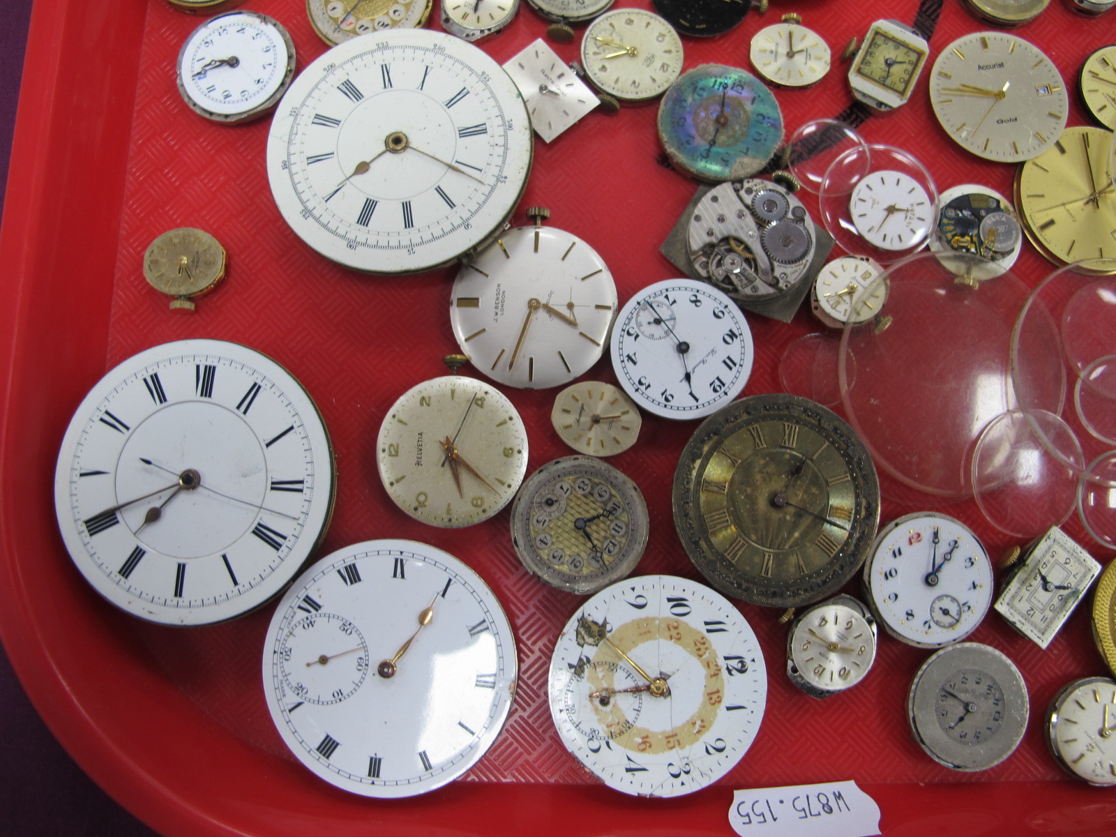 A Large Collection of Assorted Wristwatch Movements / Dials, pocketwatch movements etc :- One Tray - Image 4 of 11