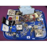 A Mixed Lot of Assorted Costume Jewellery, including necklaces, bracelets, bangles, brooches,
