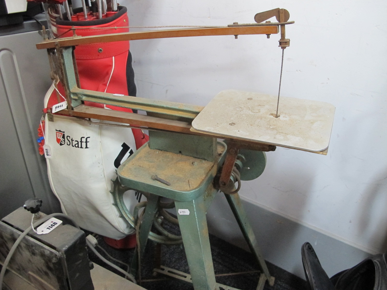 Hobbies Triumph Treadle Fret Saw - untested sold for parts only.