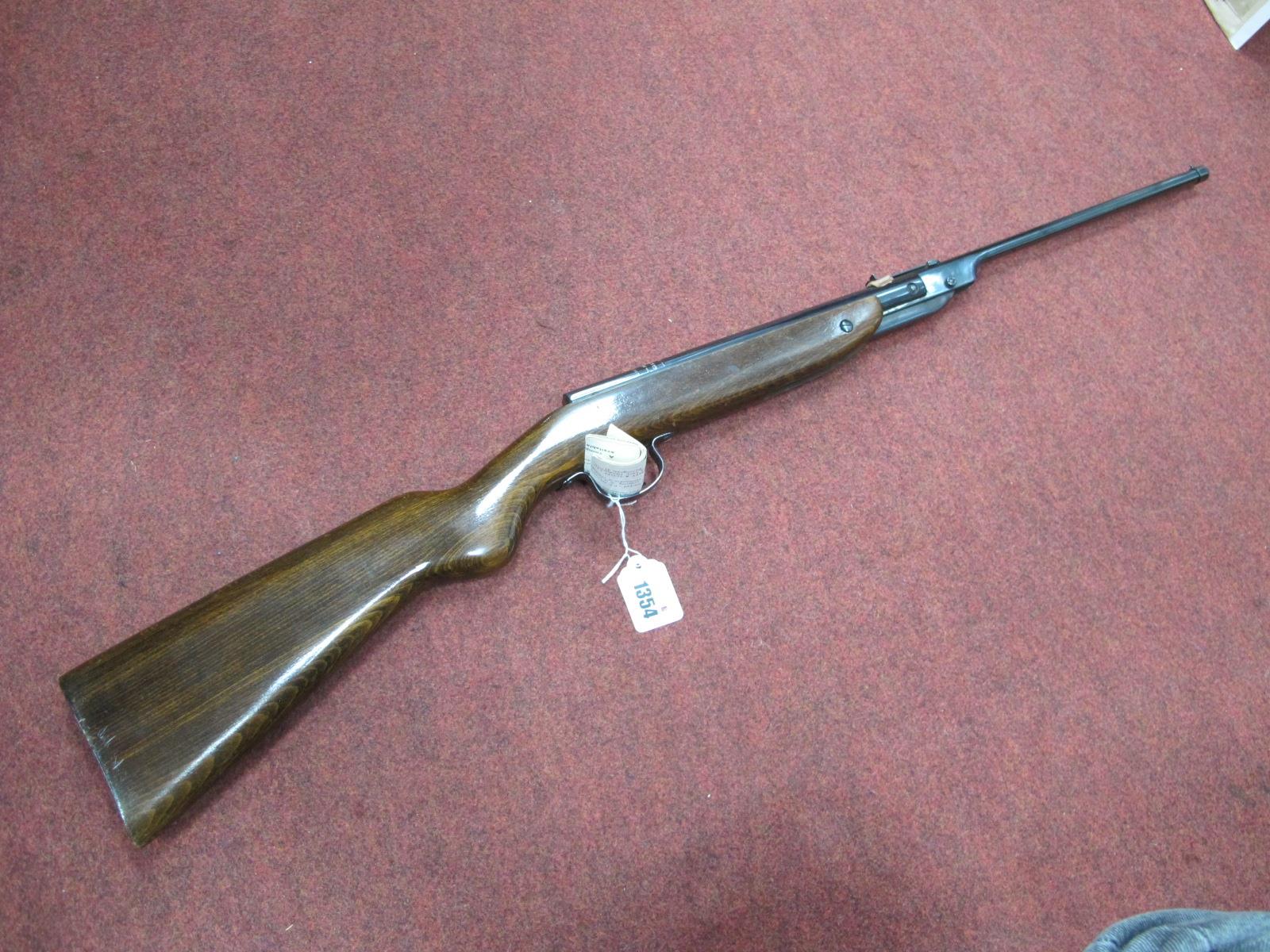 The Webley Junior Air Rifle, 93cm.