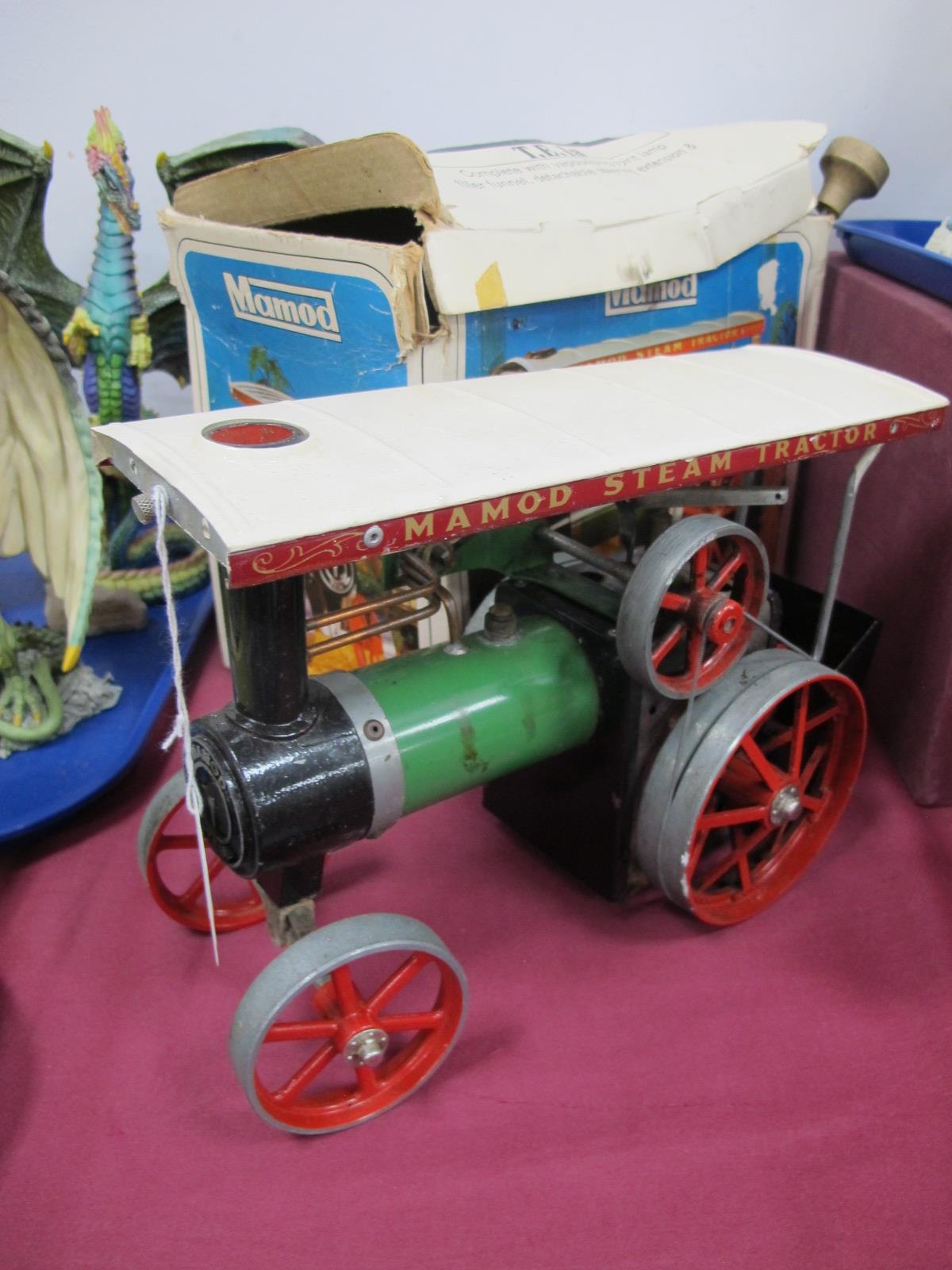 A Momod Traction Engine T.E 1a, complete with vaporizing spirit lamp, filler funnel running belts