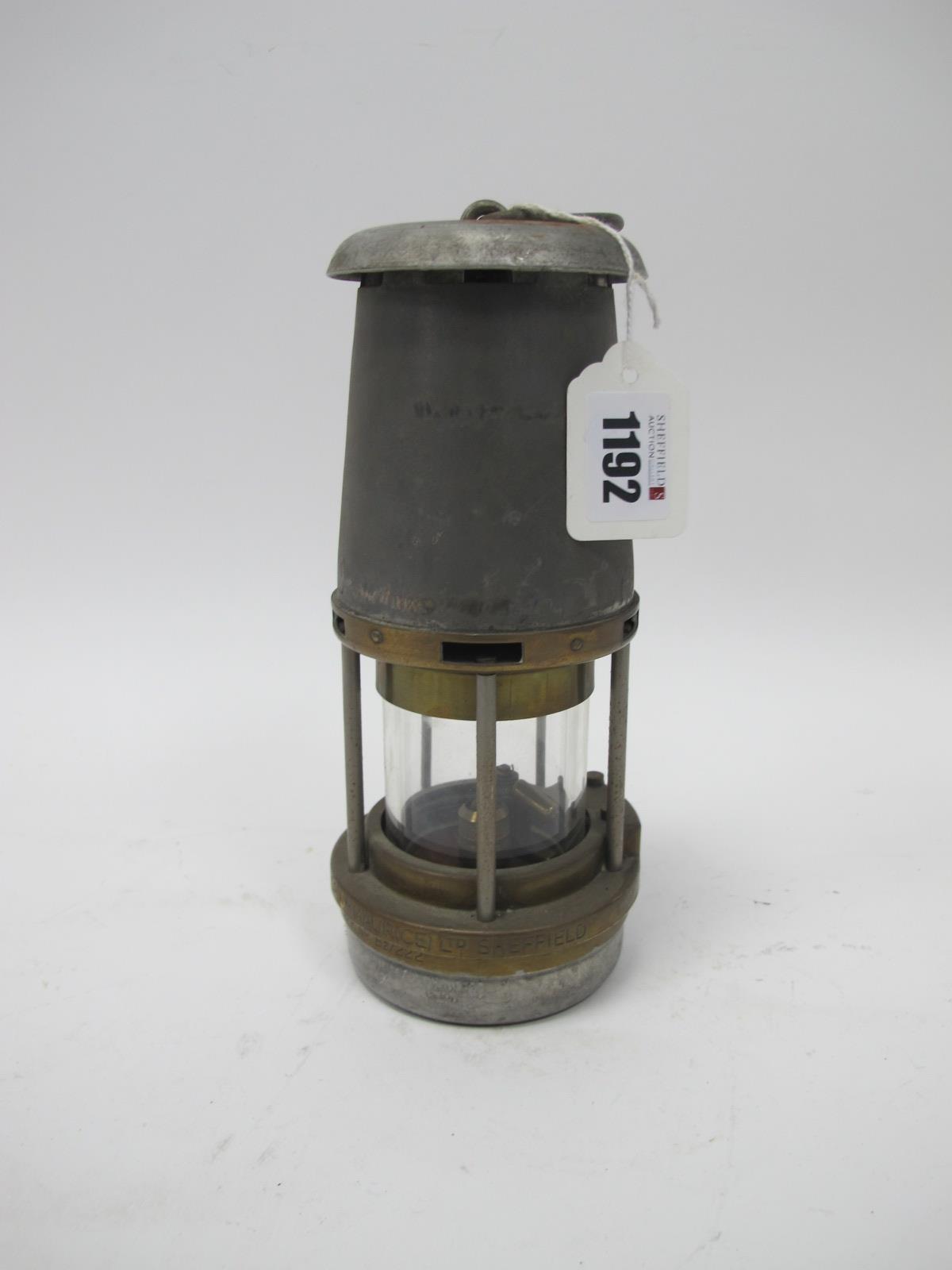 Miners Lamp, The Wolf Safety Lamp (Wm Maurice, Ltd, Sheffield, wolf Type Fg, App No B2/222, 21cm