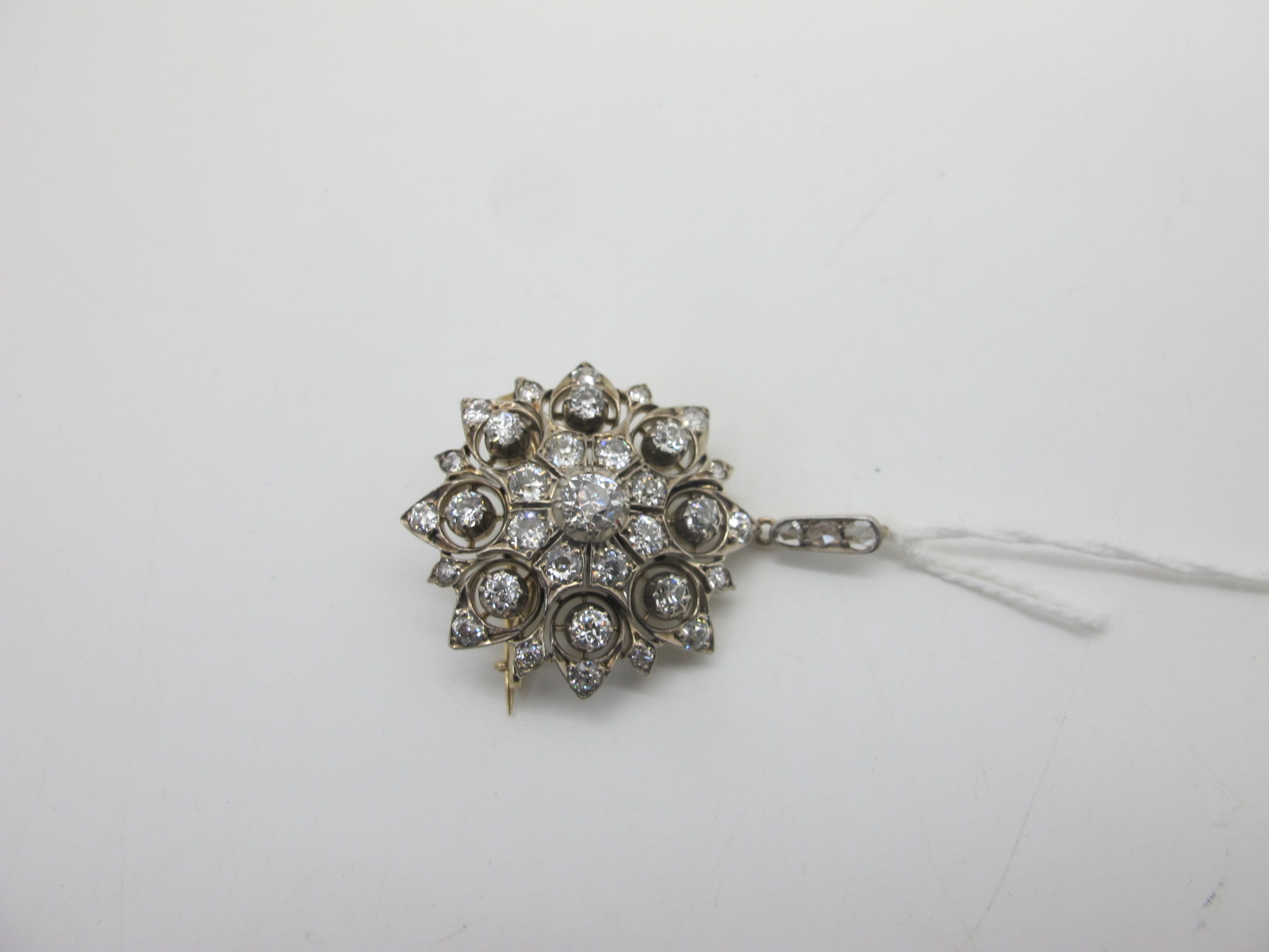 A Highly Attractive Victorian Diamond Set Pendant / Brooch, of cluster design with pierced detail, - Image 6 of 6