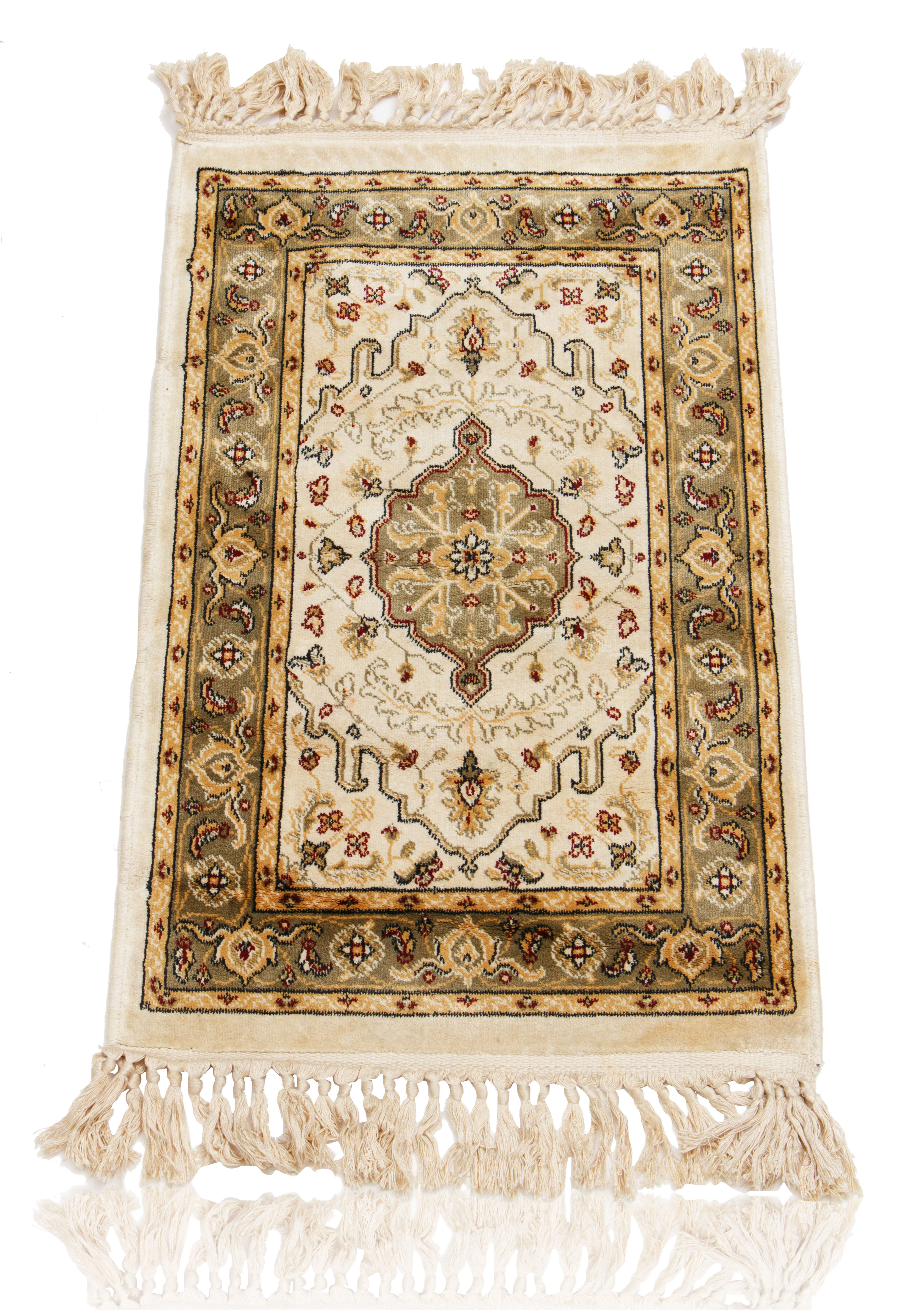 A GROUP OF FOUR GERMAN VERONA RUGS - Image 3 of 14