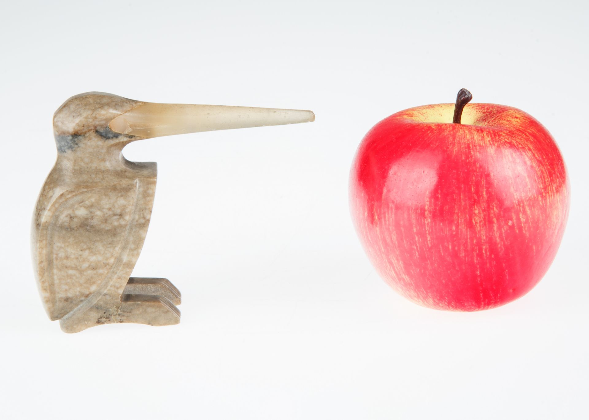 CIRCA 1915 RUSSIAN MARBLE PELICAN, ATT. TO THE IMPERIAL LAPIDARY FACTORY [HAMMER GALLERIES] - Image 4 of 5