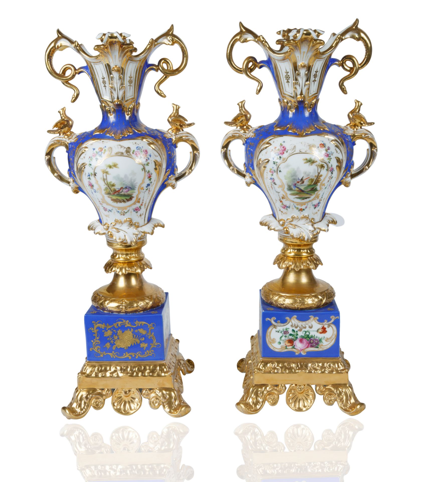 PAIR OF MID-19TH CENTURY PORCELAIN VASES, POPOV PORCELAIN FACTORY