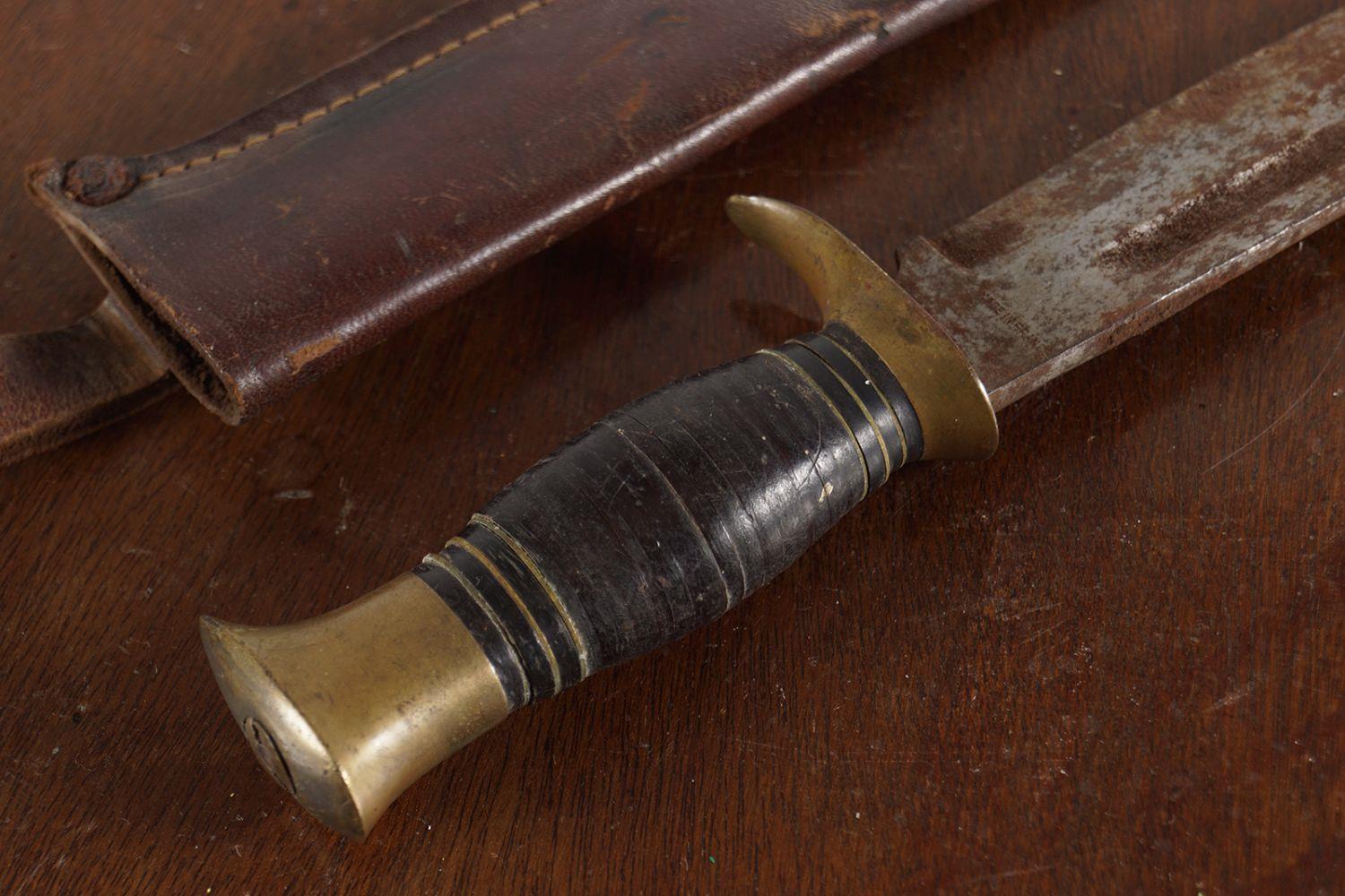19TH-CENTURY ARMY DAGGER - Image 2 of 4