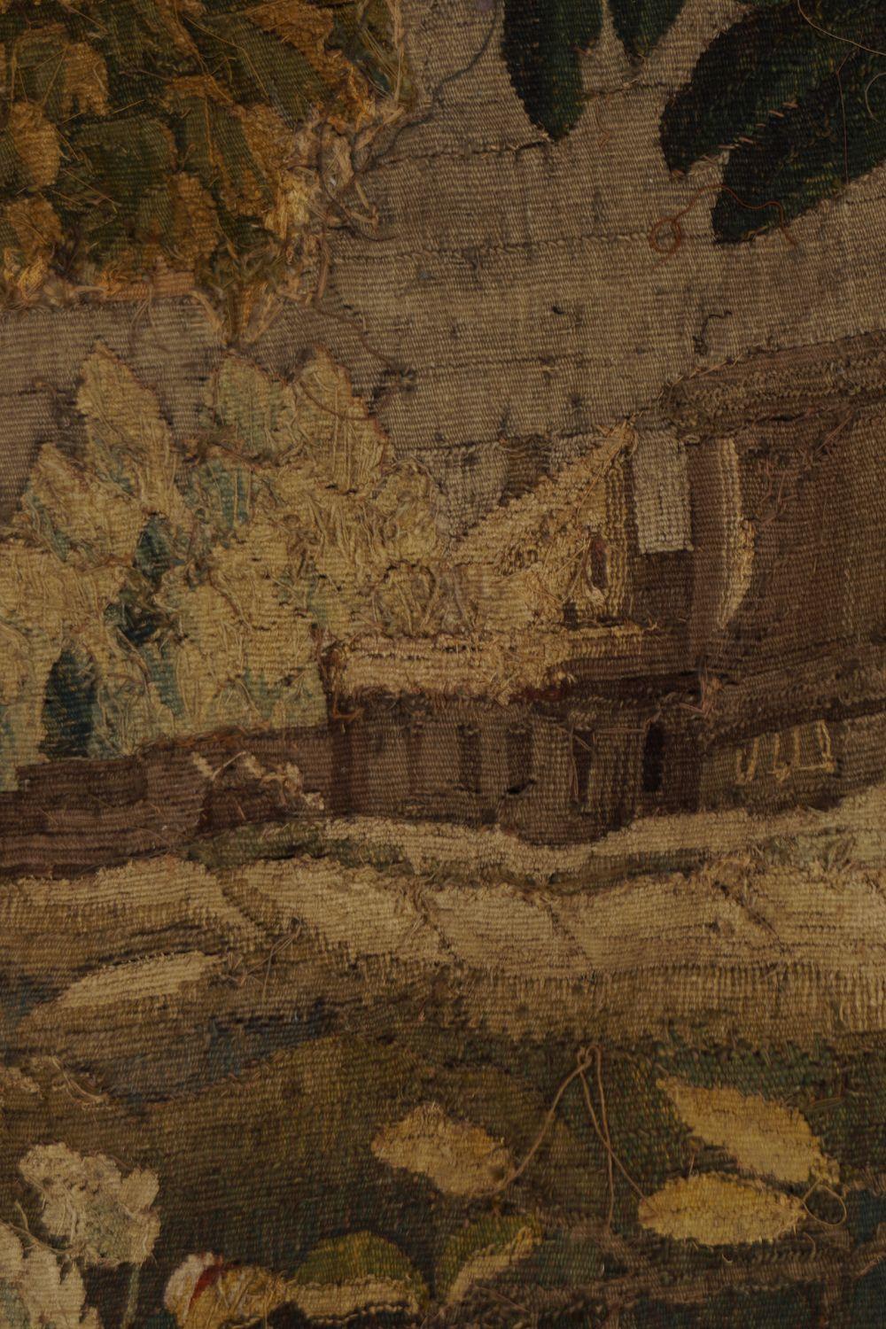 LATE 17TH-CENTURY FRENCH TAPESTRY - Image 10 of 12