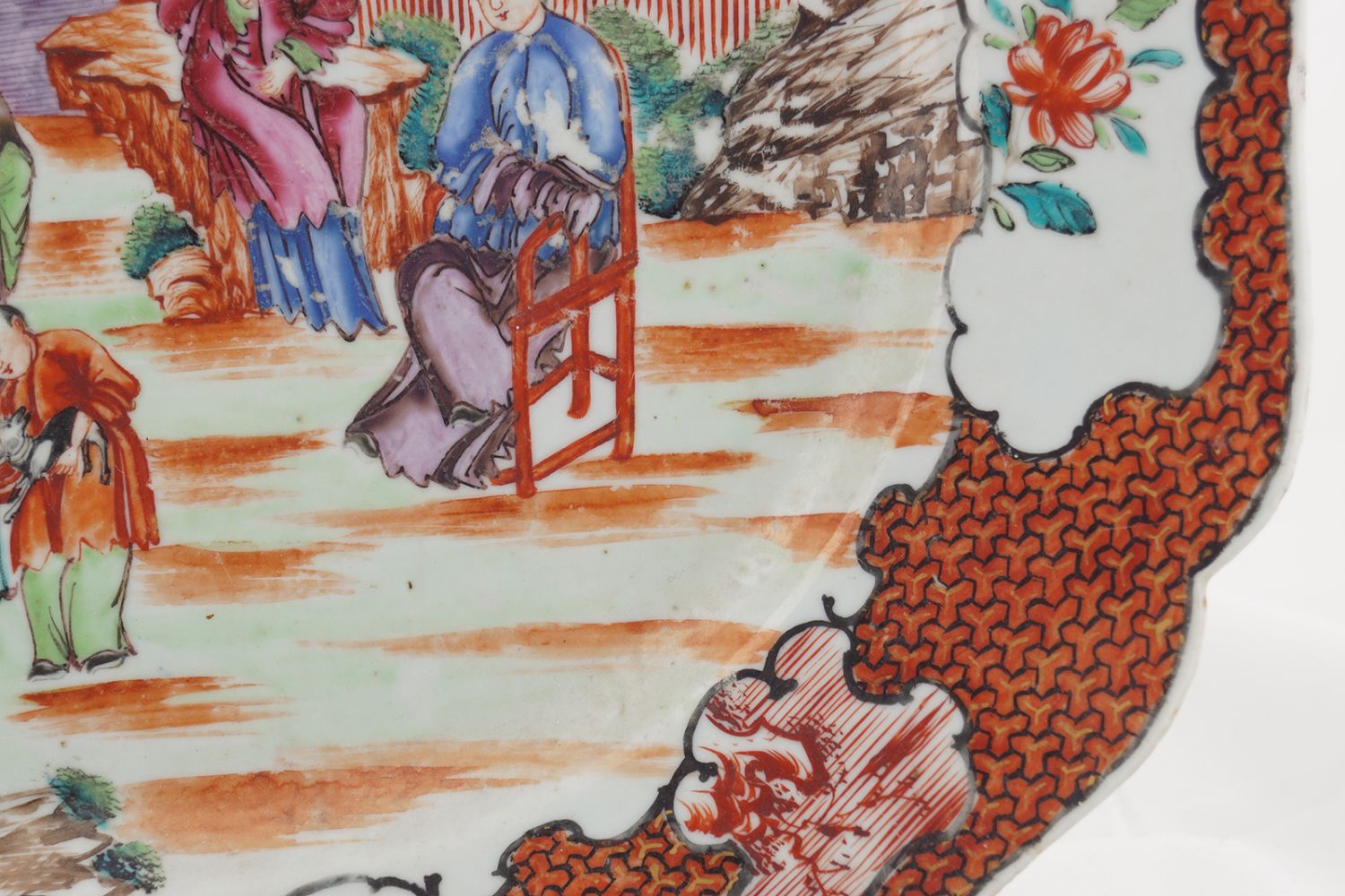 18TH-CENTURY CHINESE FAMILLE ROSE PLATTER - Image 3 of 4