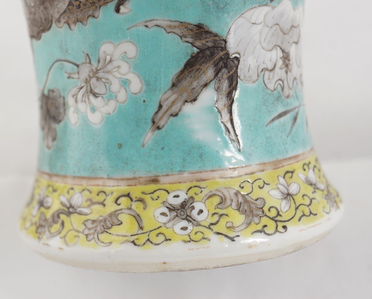 19TH-CENTURY CHINESE TURQUOISE GLAZED VASE - Image 5 of 8