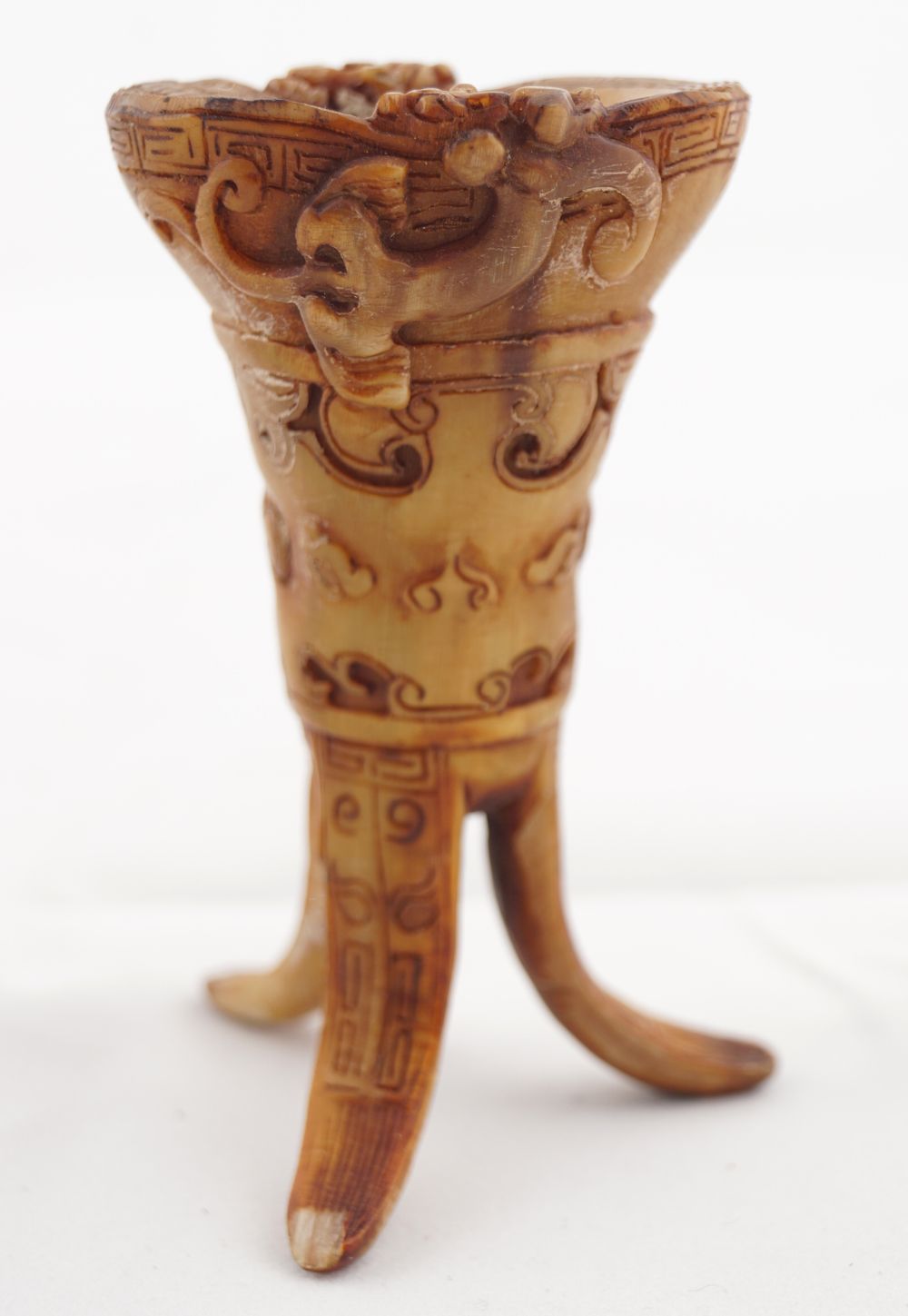 CHINESE BONE ARCHAISTIC LIBATION CUP