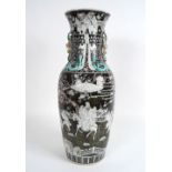 LARGE CHINESE QING VASE