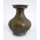 CHINESE HAN DYNASTY GREEN-GLAZED VASE