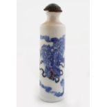 CHINESE QING BLUE & WHITE SNUFF BOTTLE