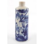 CHINESE QING BLUE & WHITE SNUFF BOTTLE