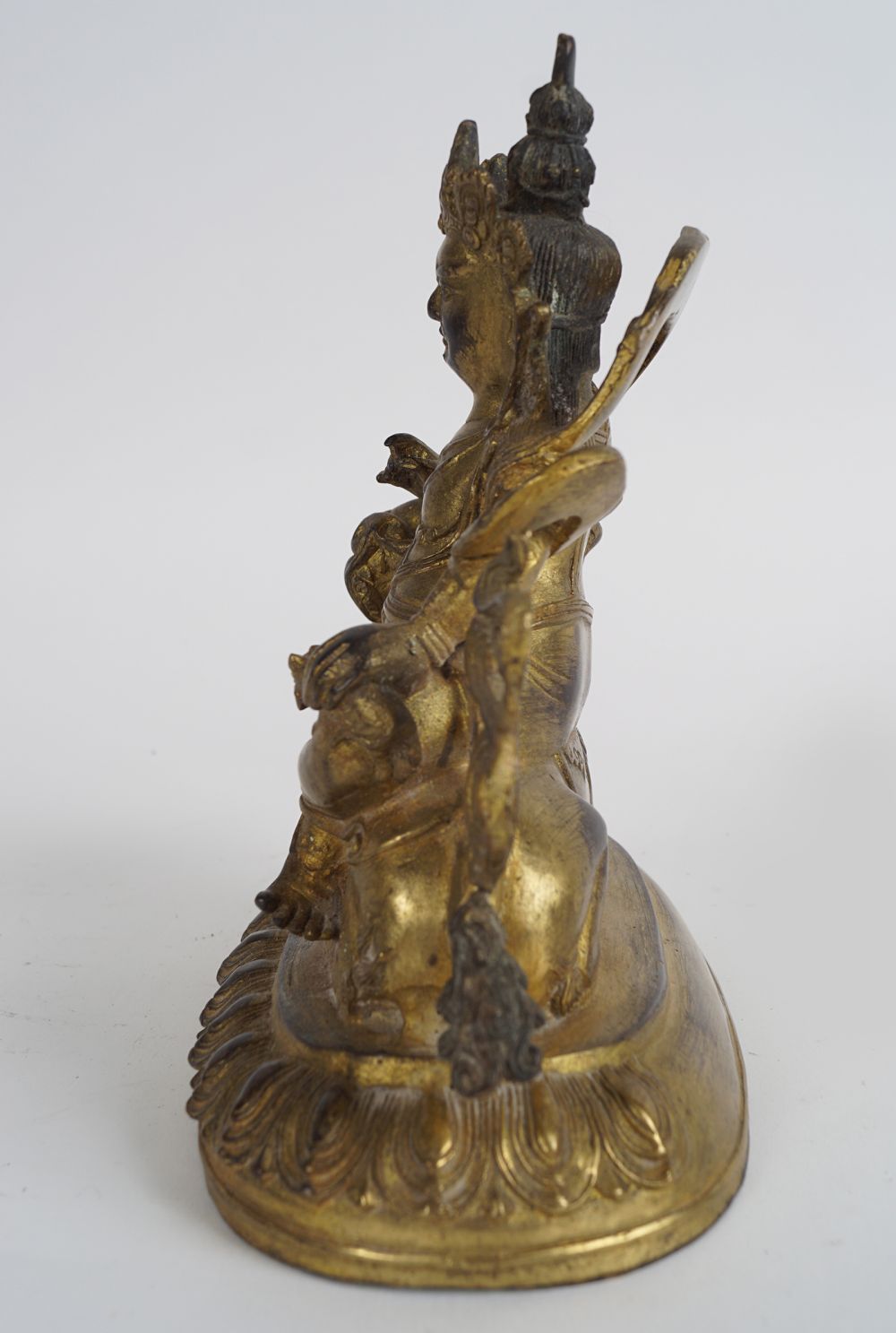 SINO-TIBETAN GILT BRONZE BUDDHA - Image 6 of 8