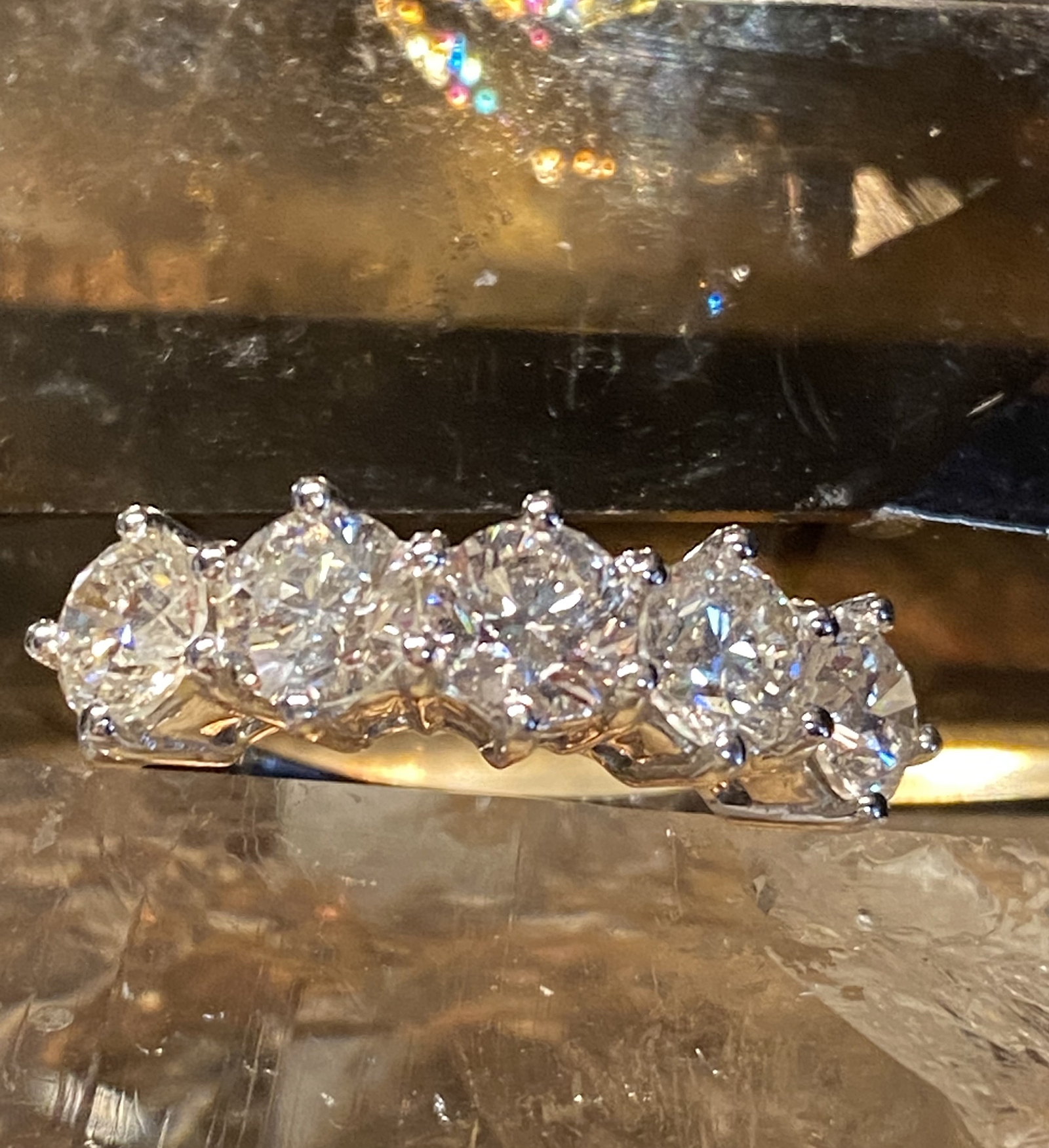 18CT WHITE GOLD FIVE STONE DIAMOND RING