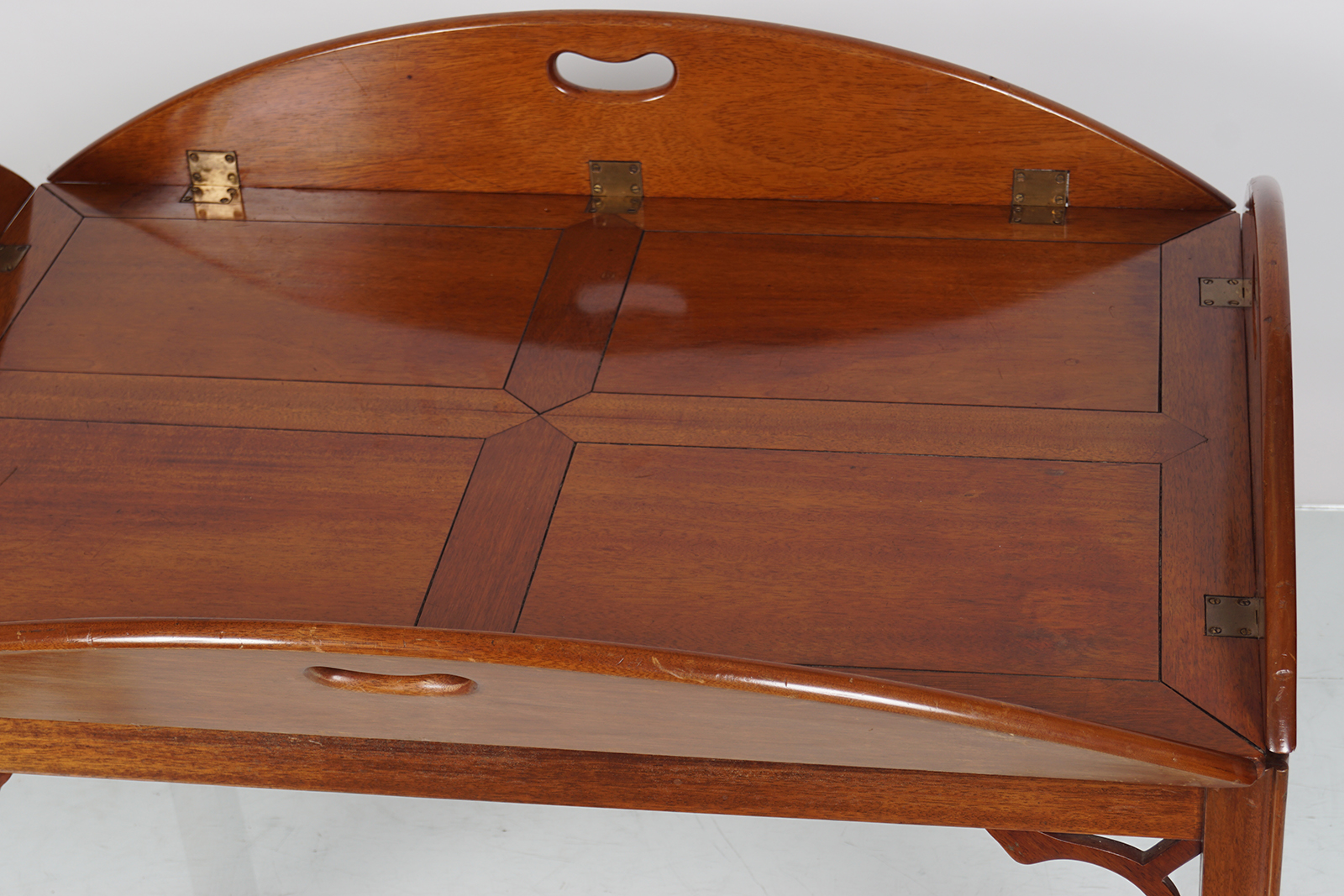 MAHOGANY BUTLER'S TRAY ON STAND - Image 2 of 3