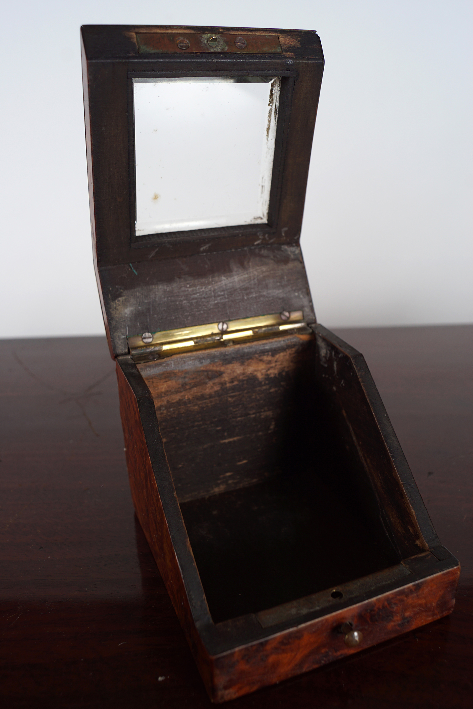 19TH-CENTURY MINIATURE BIJOU CABINET - Image 3 of 3