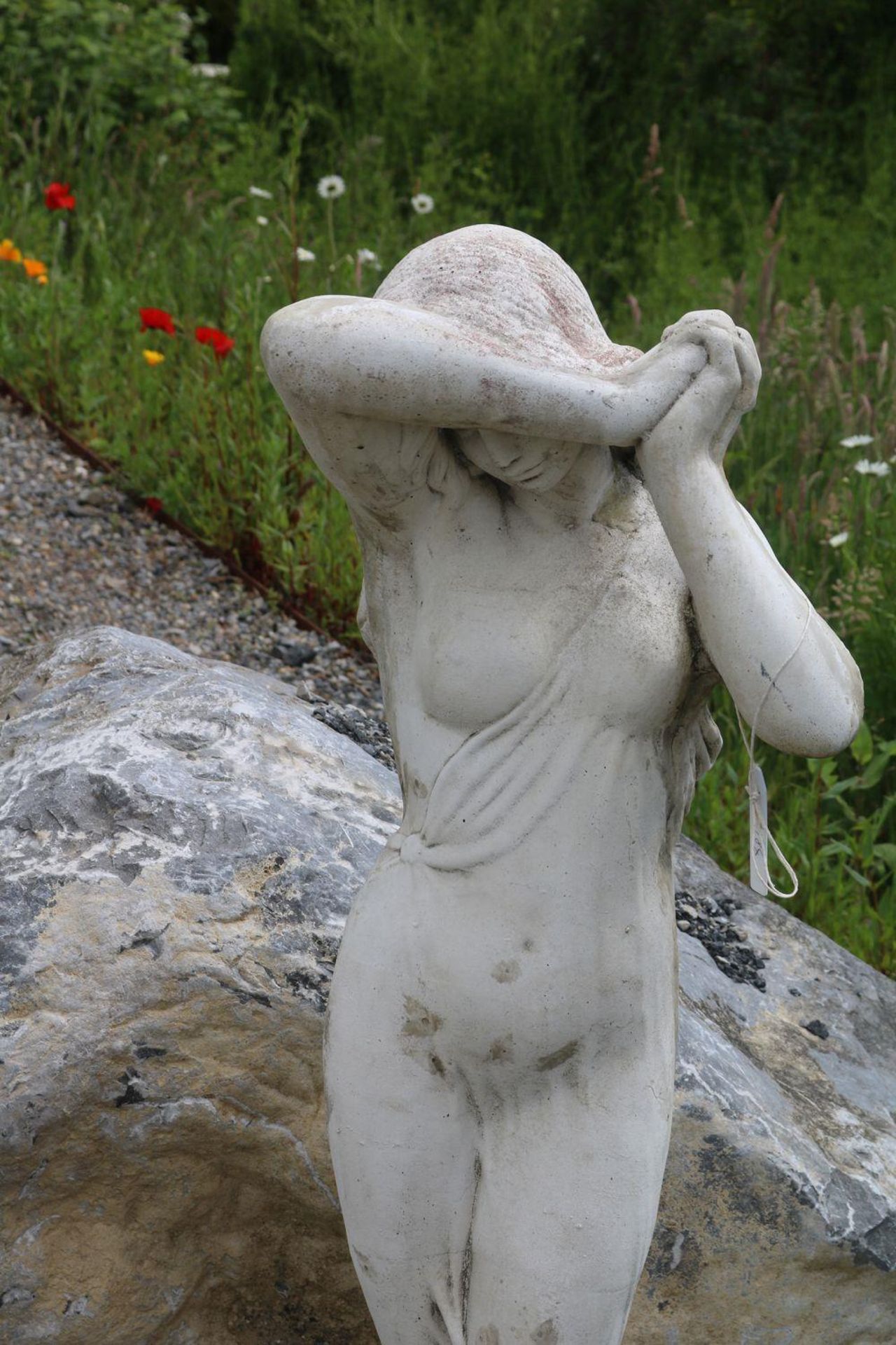 LARGE MOULDED STONE GARDEN SCULPTURE - Image 2 of 2