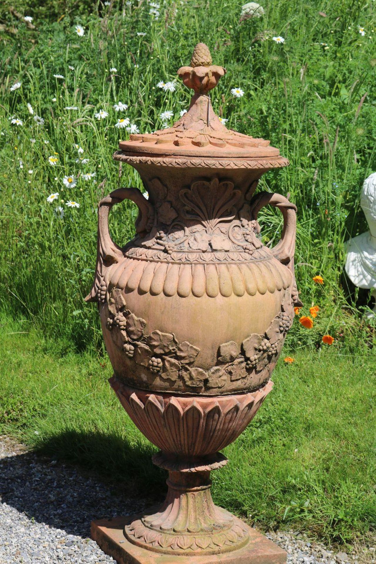 PAIR OF LARGE NEO-CLASSICAL ESTATE URNS - Image 3 of 3