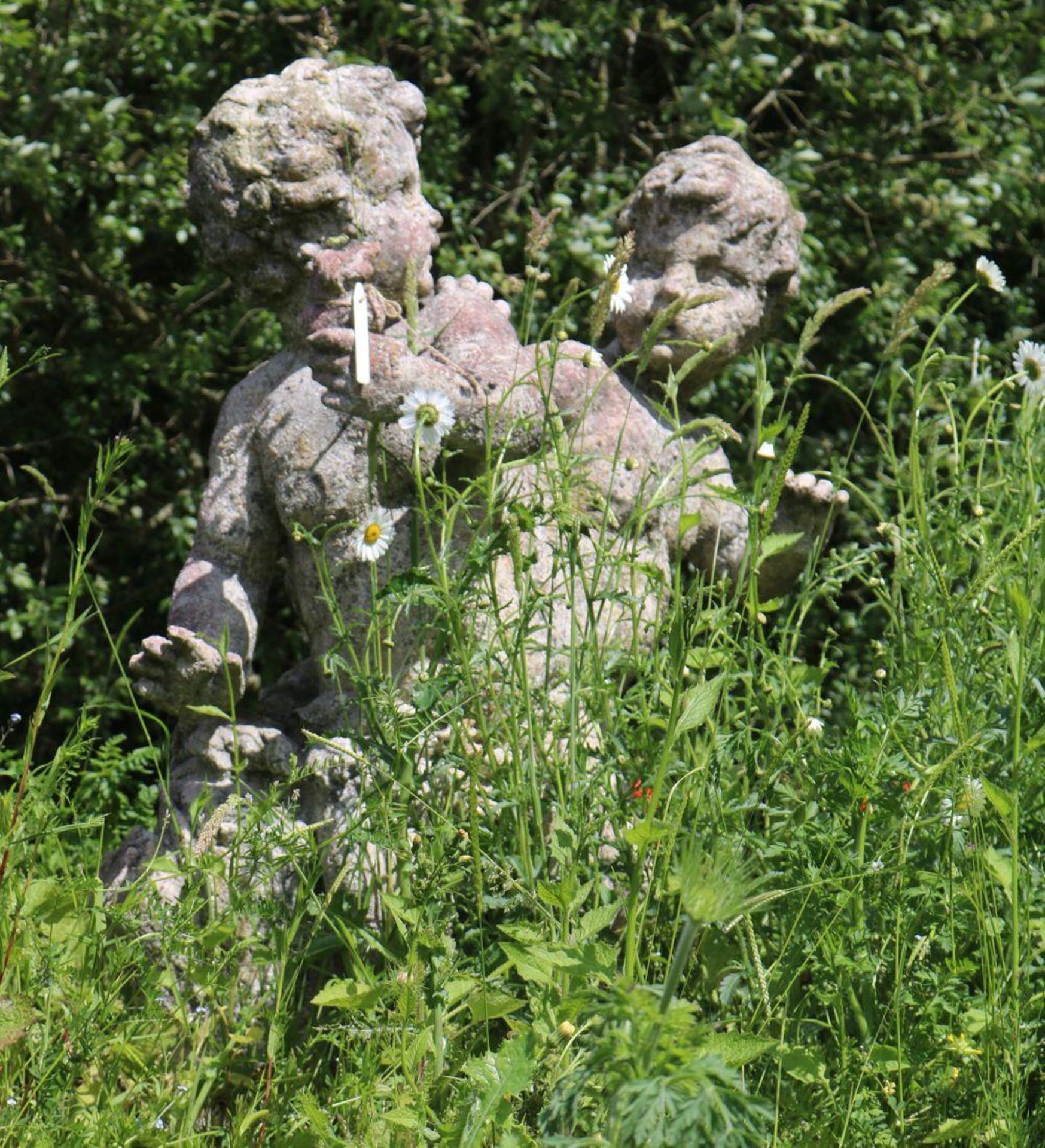 LARGE ITALIANATE STONE GARDEN SCULPTURE