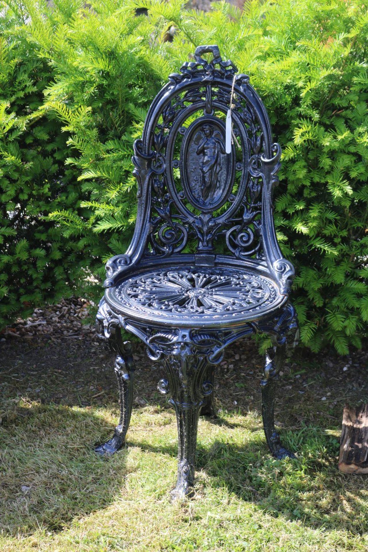 ROCOCO CAST IRON GARDEN TABLE - Bild 3 aus 3