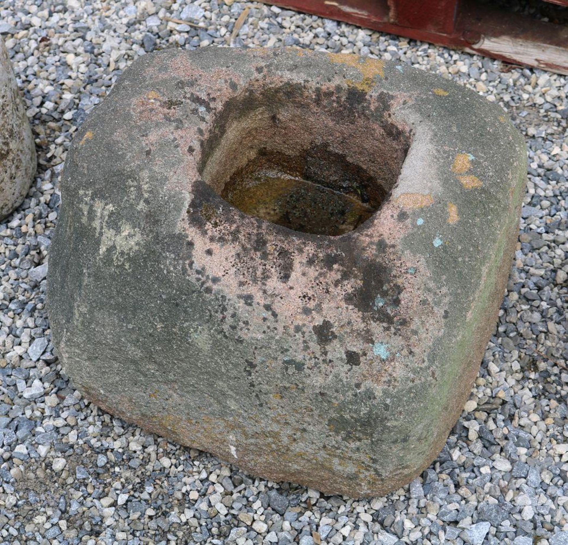 18TH-CENTURY SANDSTONE TROUGH