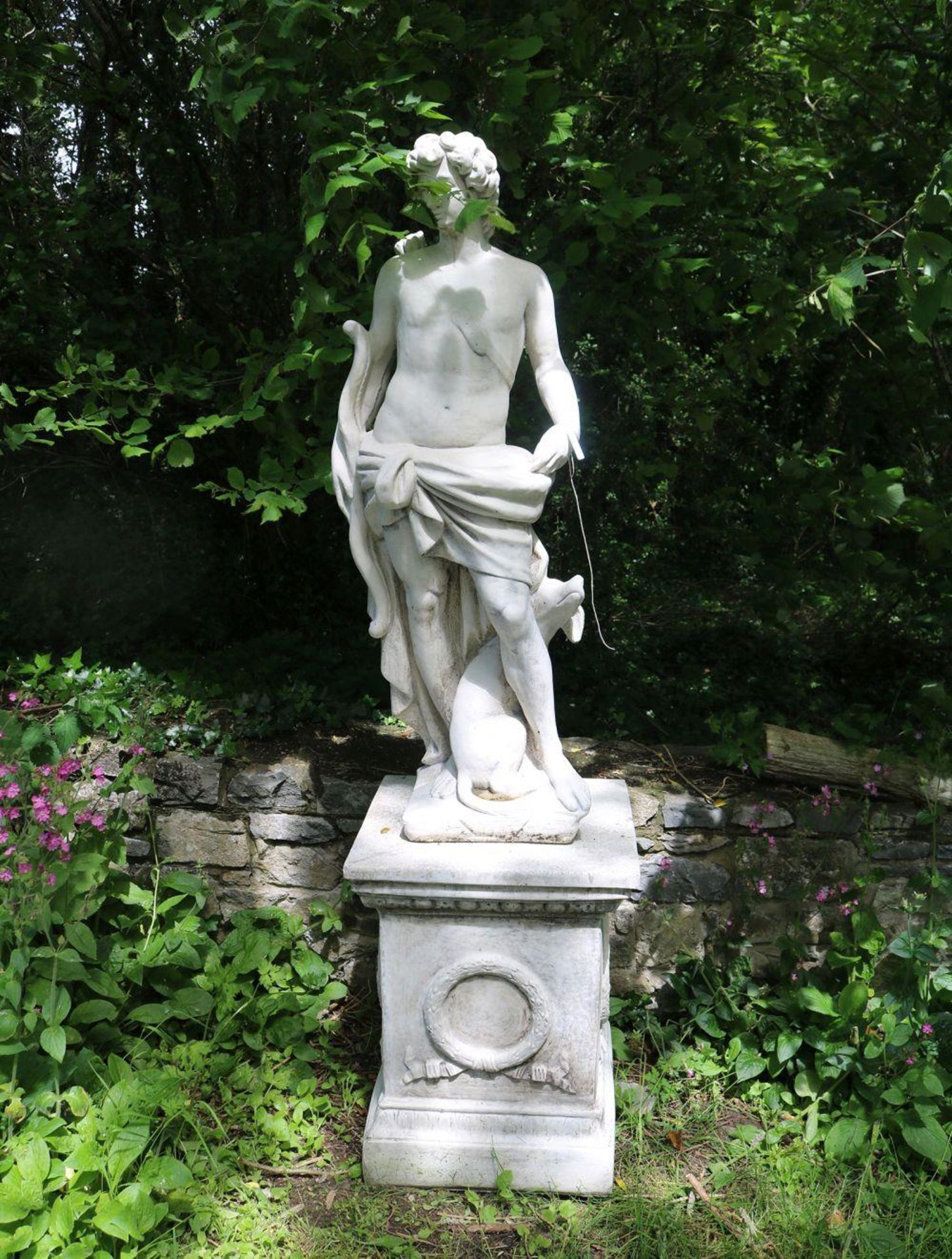 CLASSICAL MOULDED STONE SCULPTURE