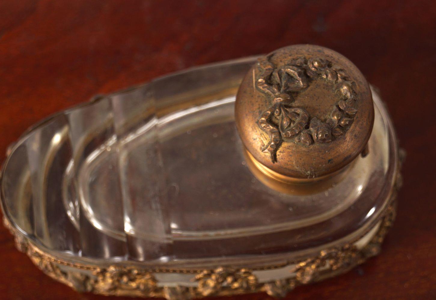 19TH-CENTURY GLASS & GILT METAL INK STAND - Image 3 of 3