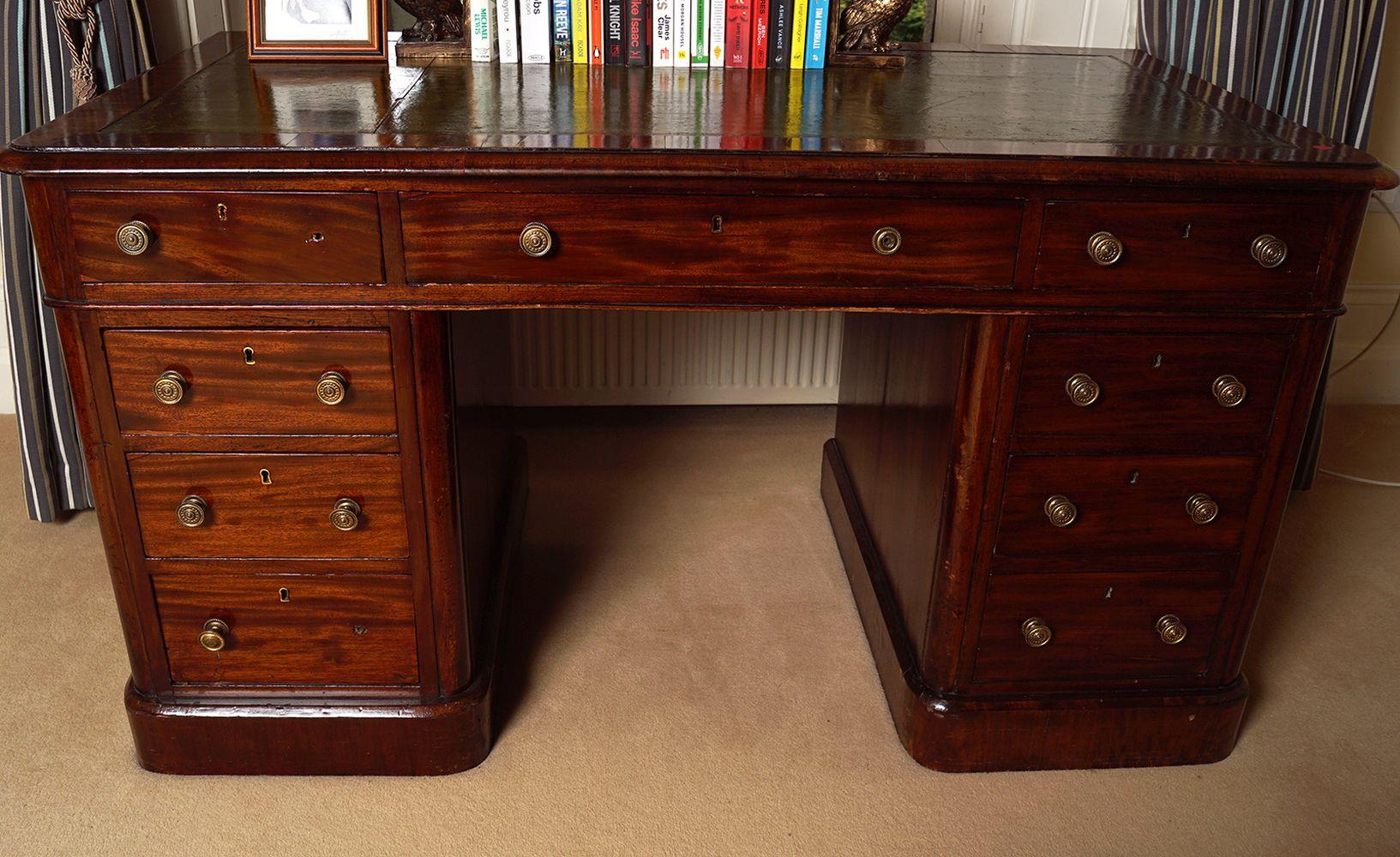 19TH-CENTURY MAHOGANY PEDESTAL WRITING DESK