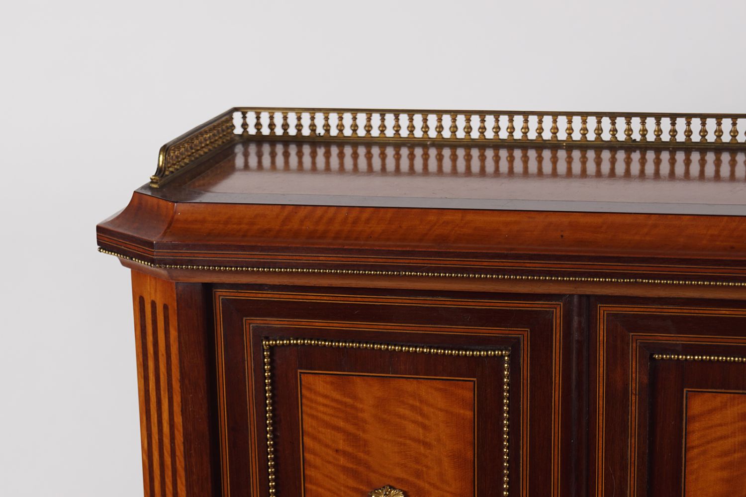 19TH-CENTURY SATINWOOD BONHEUR DU JOUR - Image 4 of 6