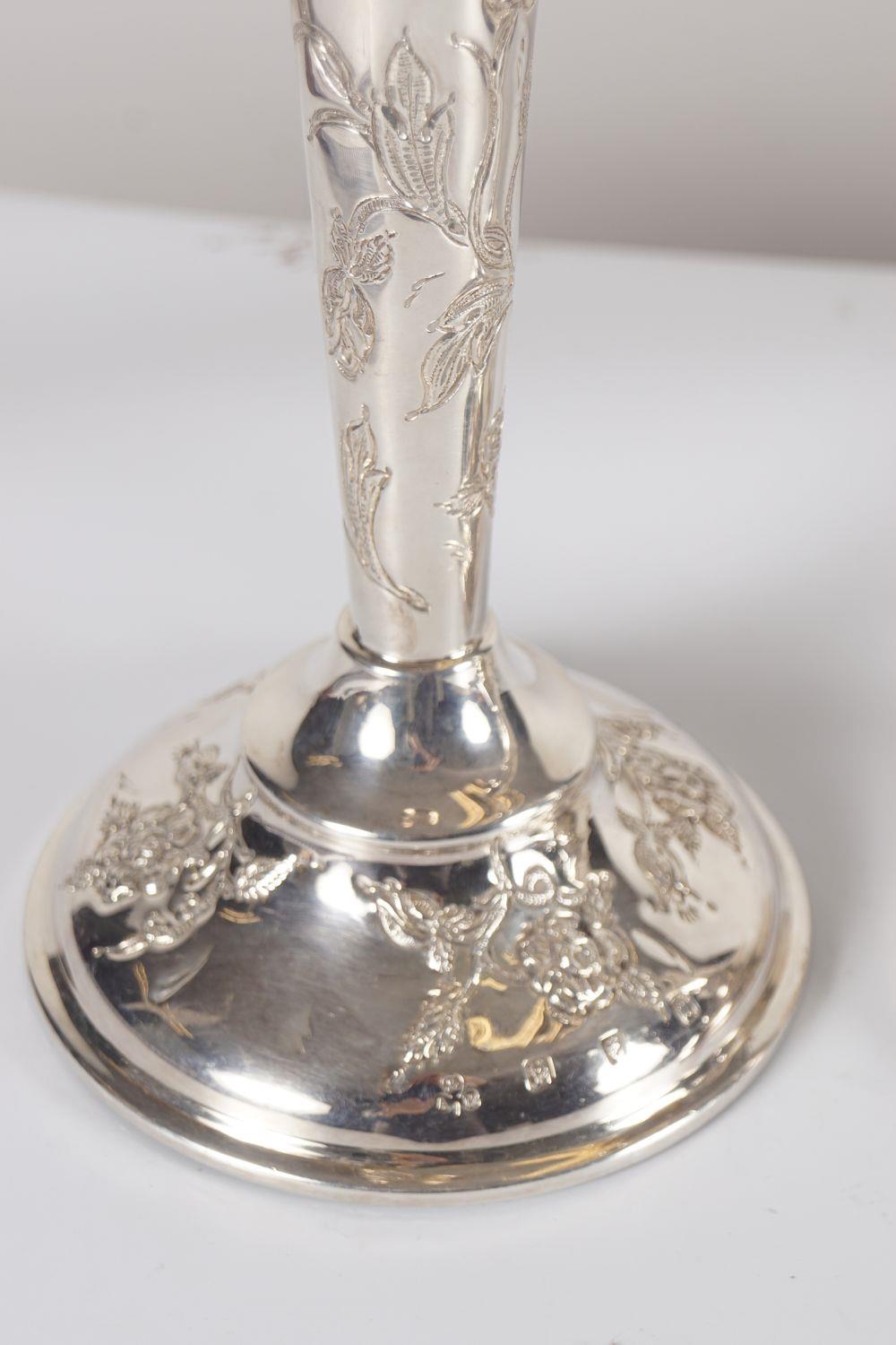 PAIR IRISH SILVER CANDLESTICKS - Image 3 of 4