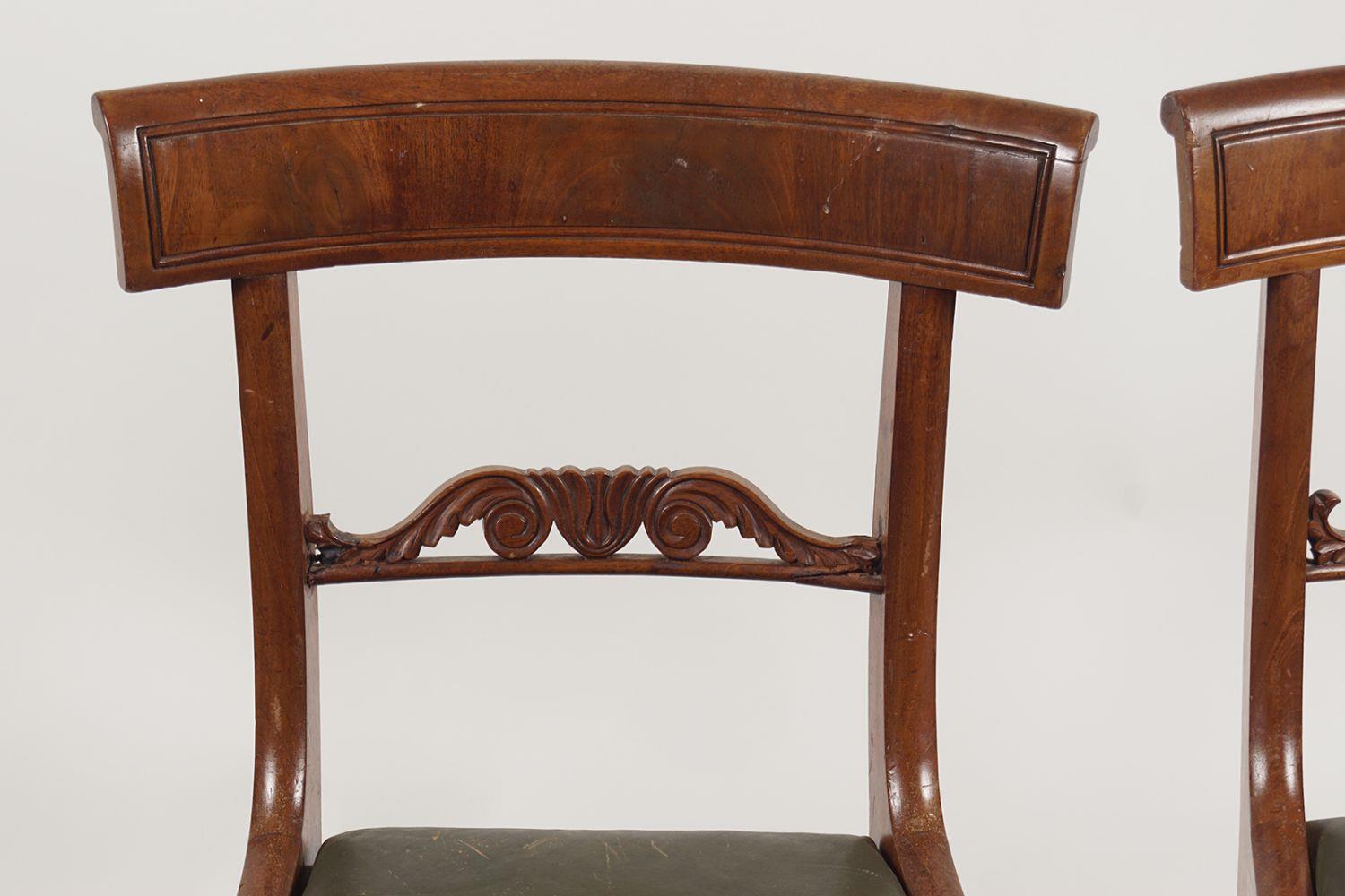 MATCHED SET OF 6 REGENCY MAHOGANY DINING CHAIRS - Image 2 of 3